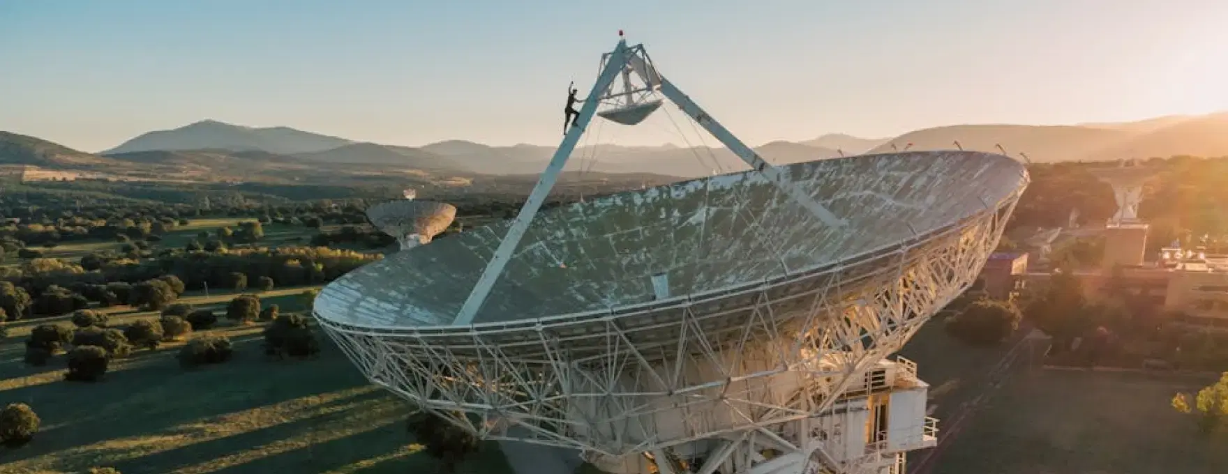 Telecom & Communication